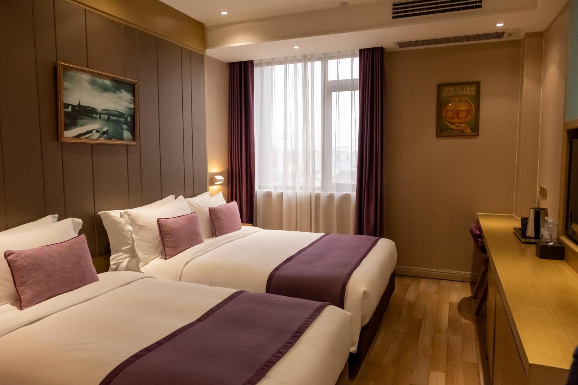 Shanghai-Deco Hotel-Free Shuttle Bus To Pudong Airport And Disneyland Exterior foto