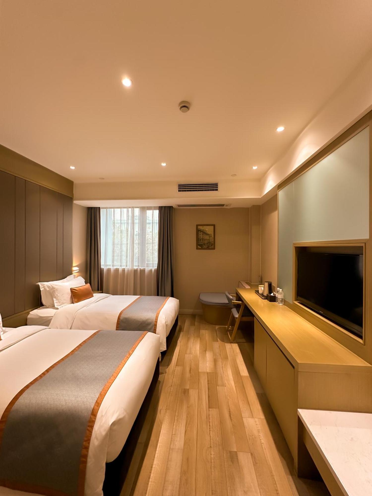 Shanghai-Deco Hotel-Free Shuttle Bus To Pudong Airport And Disneyland Exterior foto
