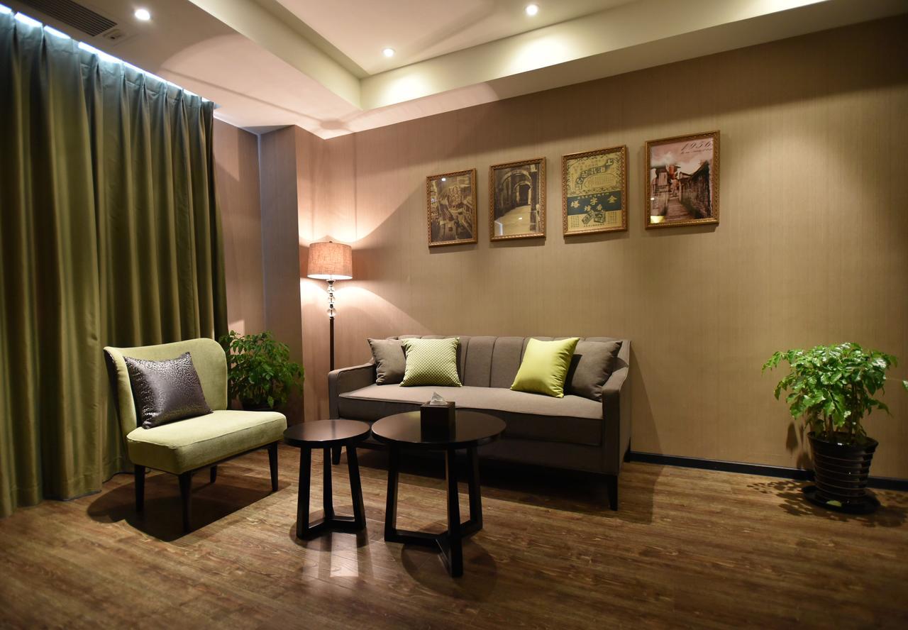 Shanghai-Deco Hotel-Free Shuttle Bus To Pudong Airport And Disneyland Exterior foto